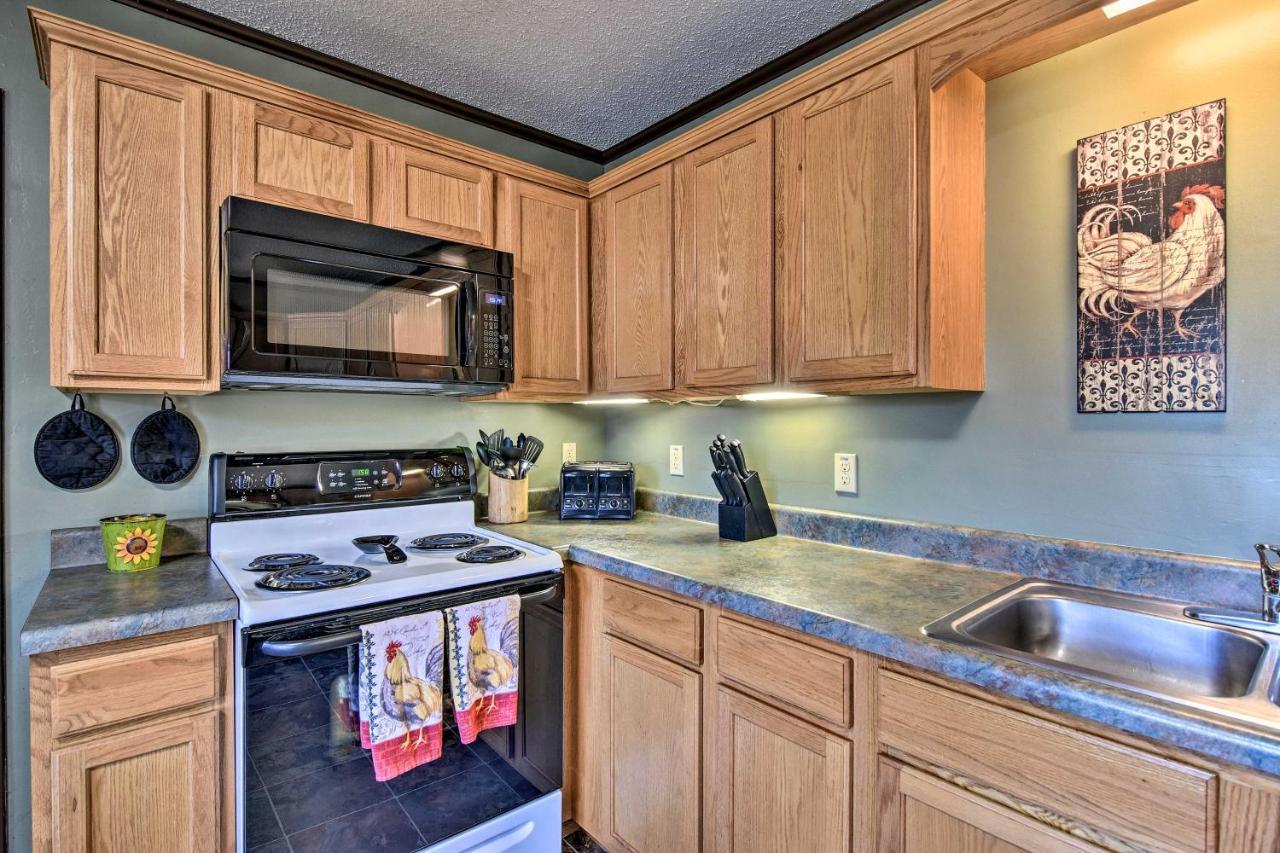 Natures Retreat With Hot Tub 7 Mi To Bryson City Whittier Exterior photo